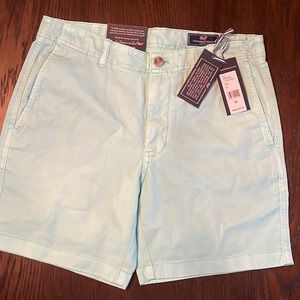 NWT vineyard vine 7” island shorts, size 32 waist